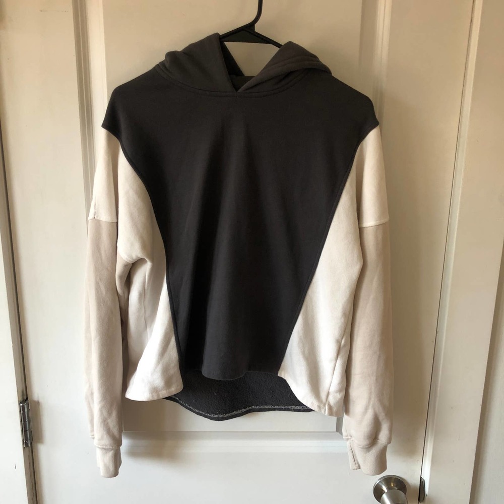 Abercrombie & Fitch Soft A&F Collection Color Block Hoodie size XS Gray Cream